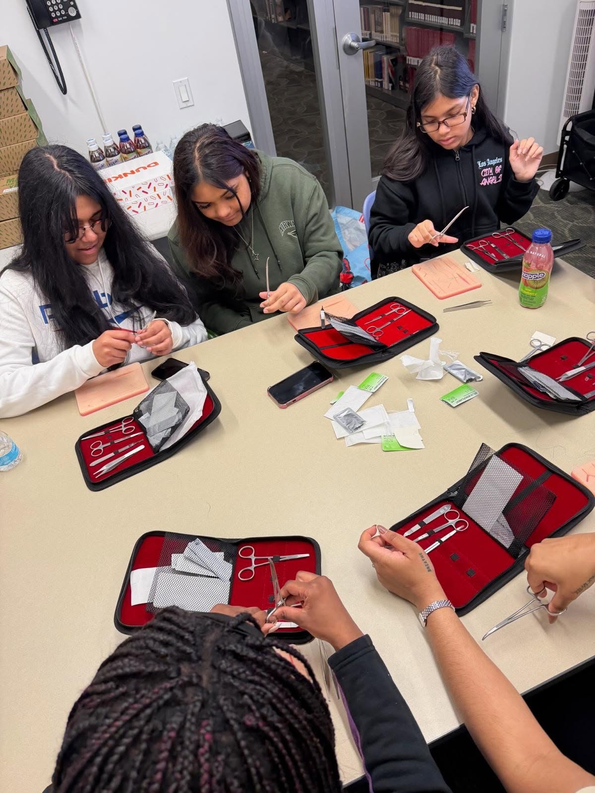 Working with clinical training kits