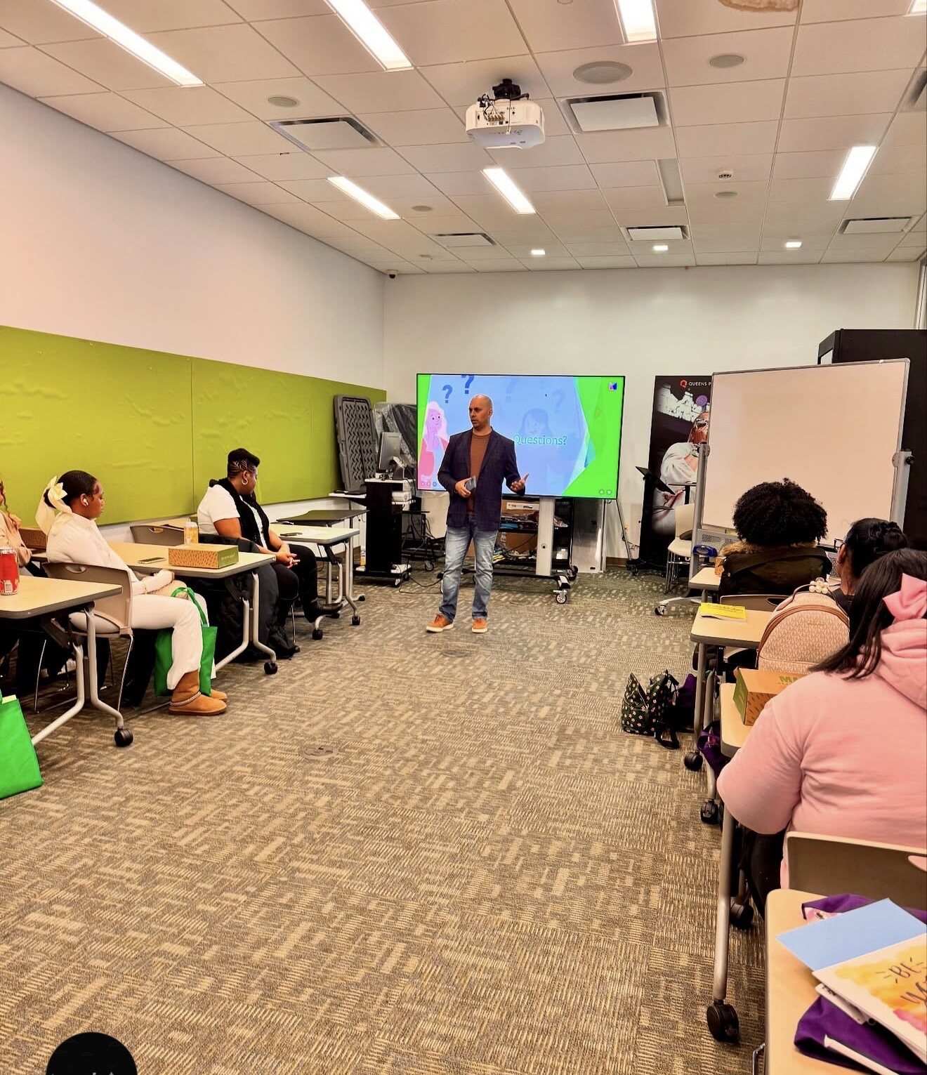 Learning with a guest speaker in the classroom